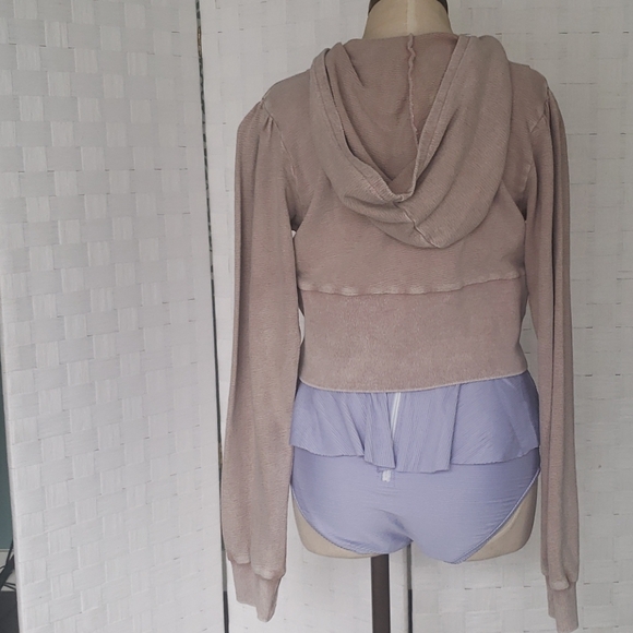 Jacket - Picture 3 of 3